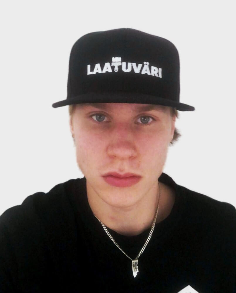 Laatuväri Oy - Yhteystiedot - Henkilökuva