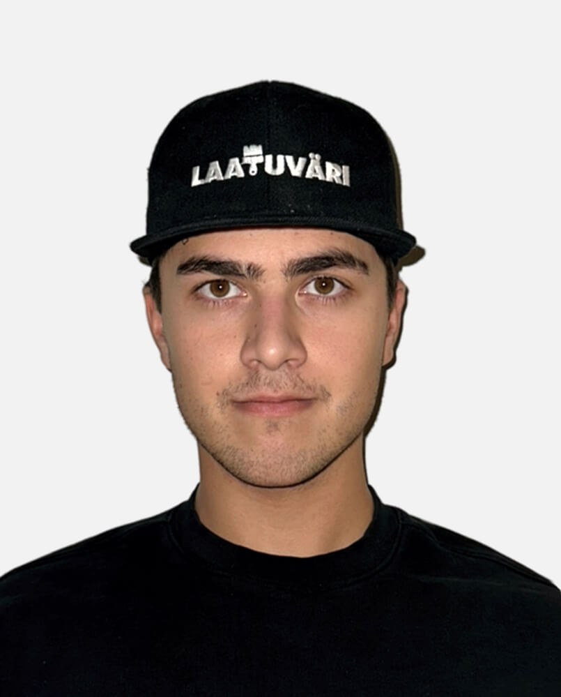 Laatuväri Oy - Yhteystiedot - Henkilökuva